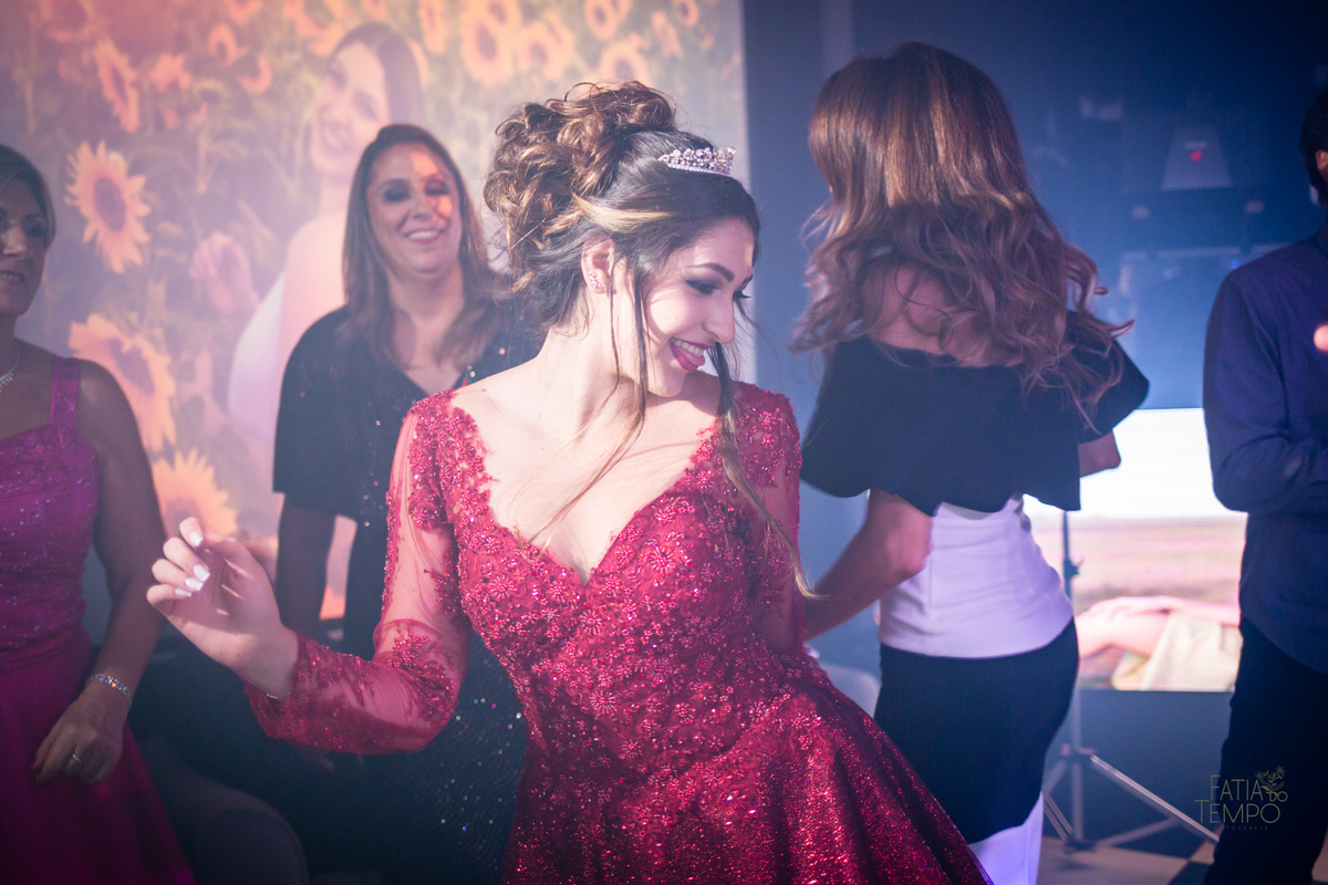 15 anos, debutante, aniversário, adolescente, menina, mulher, festa, buffet, familia, fotografia profissional, fotografia autoral, favoritto buffet, jovem, decoração, happy birthday, princesa, filha, mae de menina, pai de menina, xv, festa de 15 anos, 