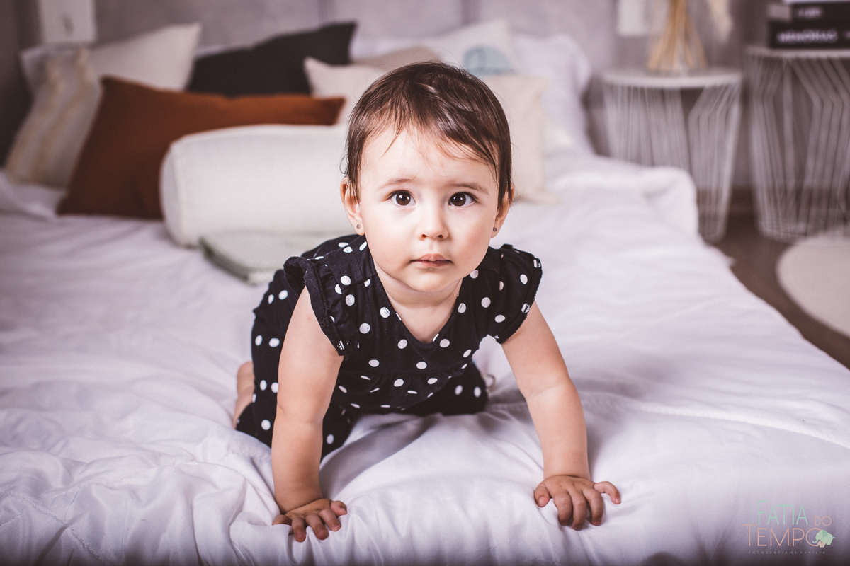 ensaio fotografico de familia, ensaio de familia, fotos de familia, fotos em familia, fotos de familia em estudio, fotos papai mamae e bebe, familia com pets, estudio em sao caetano, estudio pet friendly, estudio fotografico no abc