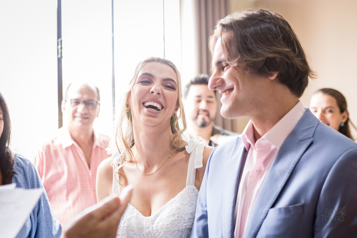 casamento, civil, cartorio, noiva, noivo, wedding, familia, vestido de noiva, decoração, restaurante, ensaio fotografico, mini wedding, mini casamento, madrinha, padrinho, pai, mãe, irmãos, irmã, festa, recepção, almoço, fotografia autoral, foto de casal,