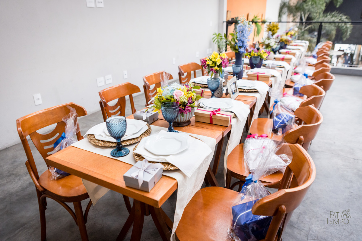 casamento, civil, cartorio, noiva, noivo, wedding, familia, vestido de noiva, decoração, restaurante, ensaio fotografico, mini wedding, mini casamento, madrinha, padrinho, pai, mãe, irmãos, irmã, festa, recepção, almoço, fotografia autoral, foto de casal,