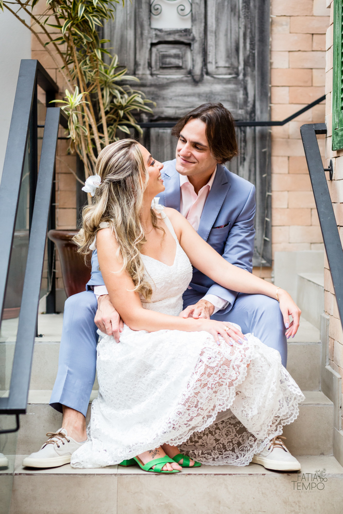 casamento, civil, cartorio, noiva, noivo, wedding, familia, vestido de noiva, decoração, restaurante, ensaio fotografico, mini wedding, mini casamento, madrinha, padrinho, pai, mãe, irmãos, irmã, festa, recepção, almoço, fotografia autoral, foto de casal,