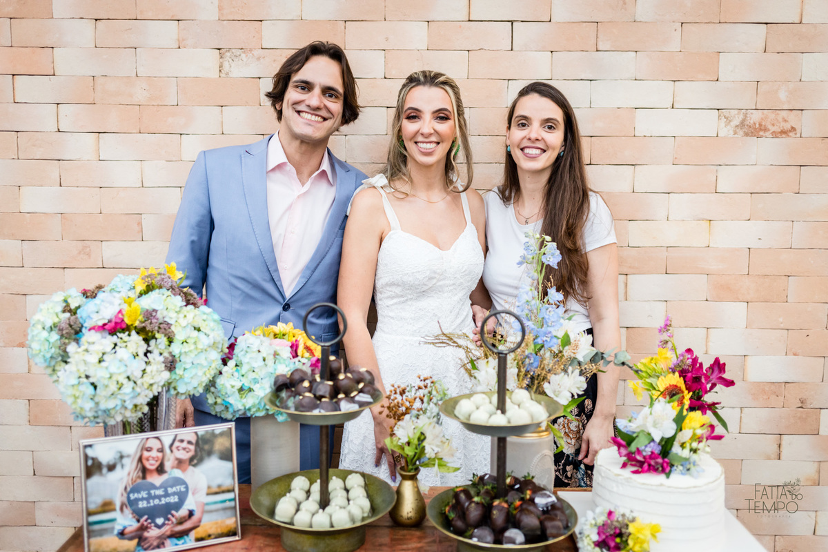 casamento, civil, cartorio, noiva, noivo, wedding, familia, vestido de noiva, decoração, restaurante, ensaio fotografico, mini wedding, mini casamento, madrinha, padrinho, pai, mãe, irmãos, irmã, festa, recepção, almoço, fotografia autoral, foto de casal,