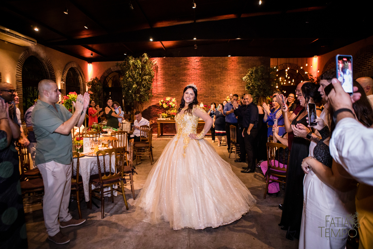 debutante, festa de debutante, dia de princesa, 15 anos, xv, meus quinze anos, quinze anos, festa xv, balada xv, debutante sitio são jorge, sitio são jorge, festa sitio são jorge, espaço vdara, cleide kayo, vestido de debutante