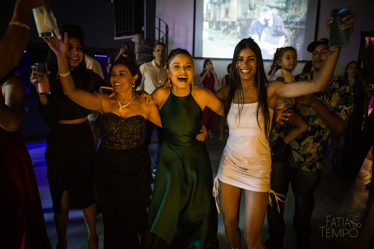 casamento, buffet, festa, wedding, vestido de noiva, decoração, fotografia, foto de casamento, assessoria, drinks, cabina, autoral, noiva, noivo, foto no campo, foto na cidade, casamento no campo, casamento na praia, ensaio fotográfico, natureza, amor