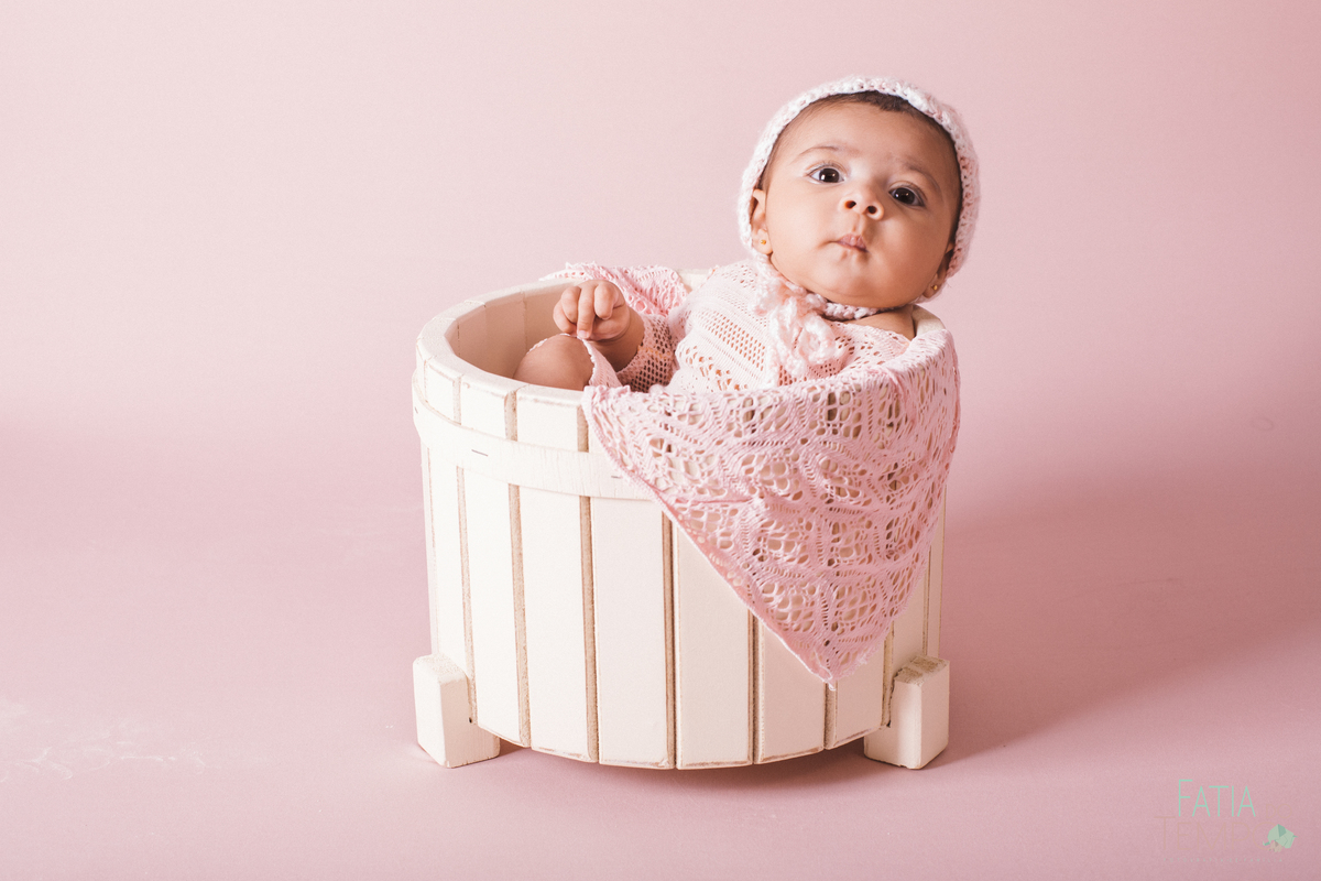 ensaio acompanhamento, mae de menina, fotos de bebe, estudio fotografico, estudio em sao caetano, estudio em santo andré, fotos de acompanhamento mensal de bebe, acompanhamento mensal bebe, ensaio de bebe, ensaio de criança, ensaio clean