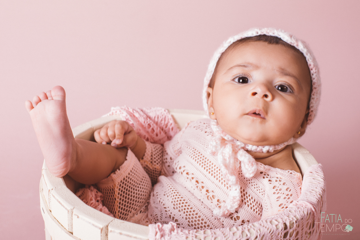 ensaio acompanhamento, mae de menina, fotos de bebe, estudio fotografico, estudio em sao caetano, estudio em santo andré, fotos de acompanhamento mensal de bebe, acompanhamento mensal bebe, ensaio de bebe, ensaio de criança, ensaio clean