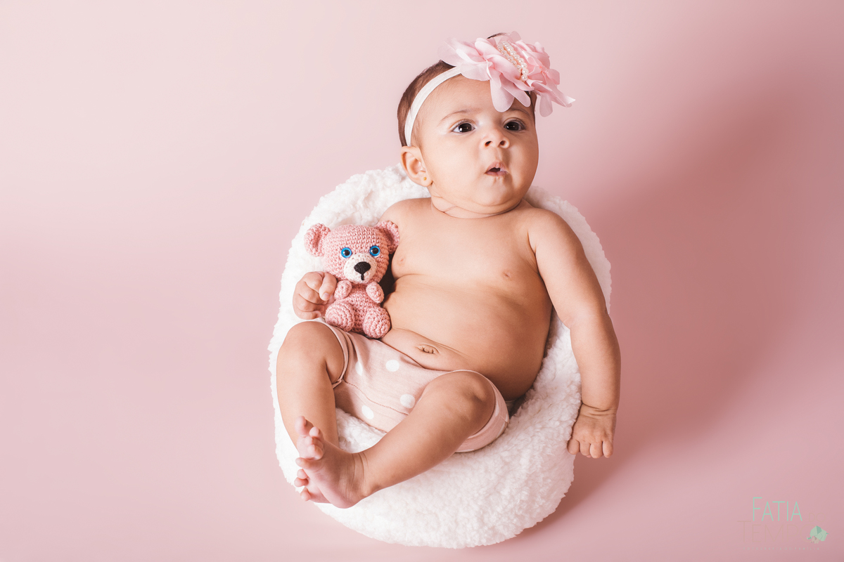 ensaio acompanhamento, mae de menina, fotos de bebe, estudio fotografico, estudio em sao caetano, estudio em santo andré, fotos de acompanhamento mensal de bebe, acompanhamento mensal bebe, ensaio de bebe, ensaio de criança, ensaio clean