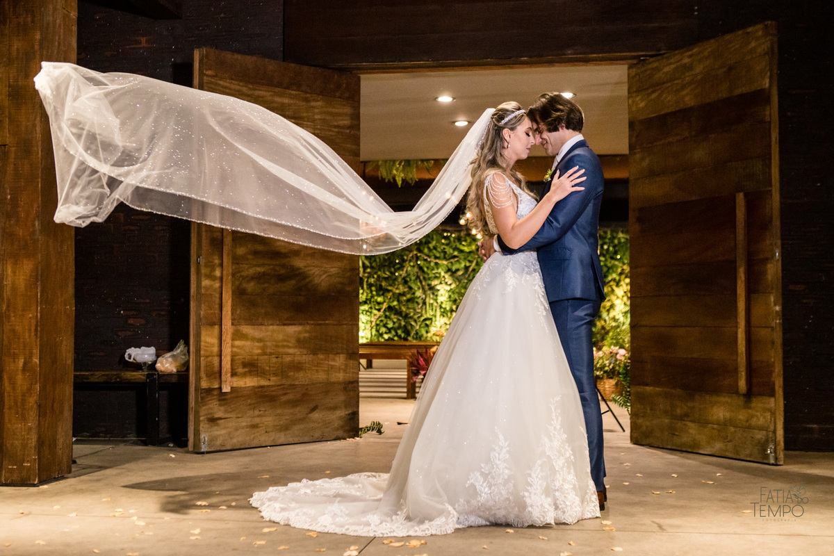 casamento, festa, buffet, wedding, vestido de noiva, making of, dia da noiva, cerimônia, recepção, balada, fotografia, noiva, noivo, maquiagem, fotografia autoral, decoração