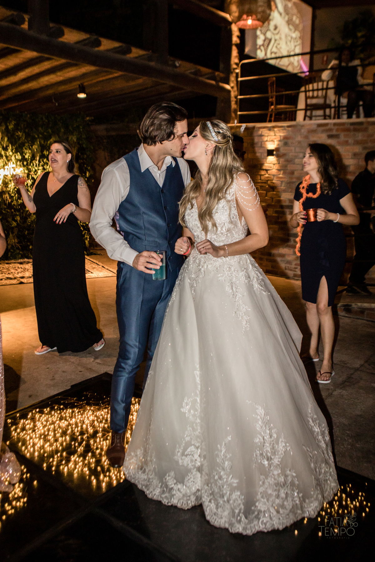 casamento, festa, buffet, wedding, vestido de noiva, making of, dia da noiva, cerimônia, recepção, balada, fotografia, noiva, noivo, maquiagem, fotografia autoral, decoração