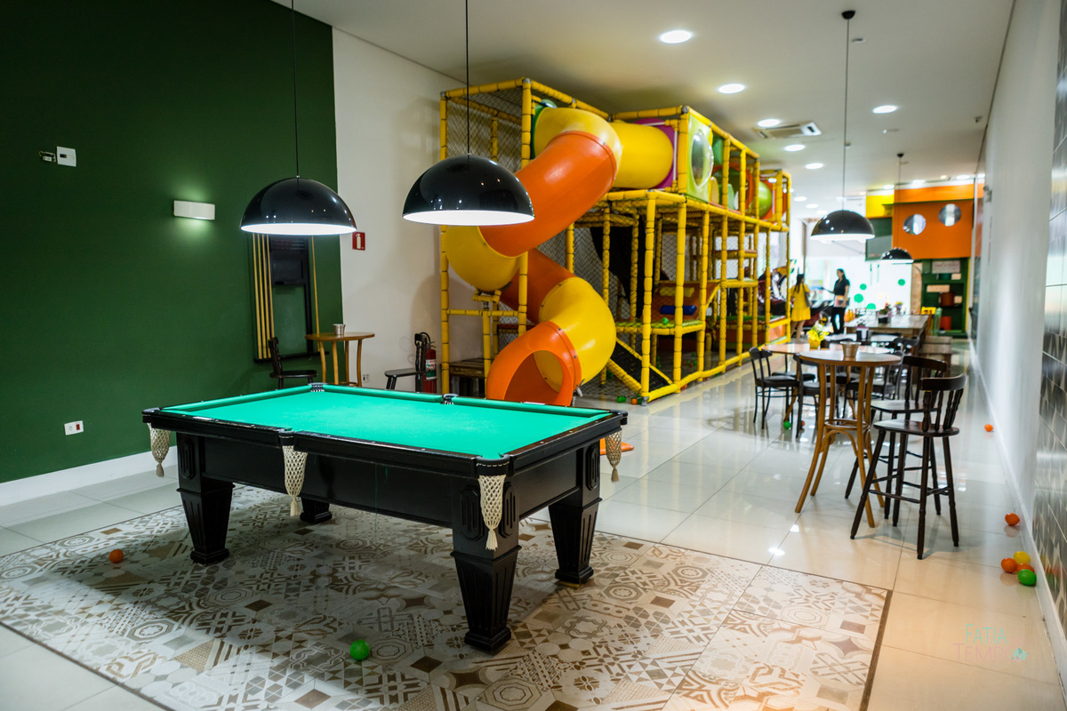 aniversario, festa, criança, infantil, buffet, bolo de aniversario, foto infantil, decoração, brincadeiras, familia, buffet infantil, 1 ano, Santo André, sao Caetano, ensaio fotografico, smash the cake, smash the fruit, paint baby, estudio fotográfico, 