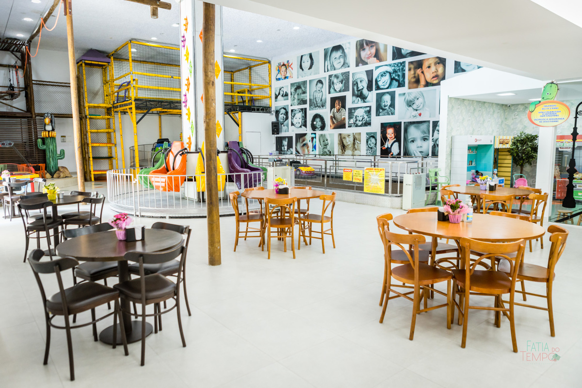 aniversario, festa, criança, infantil, buffet, bolo de aniversario, foto infantil, decoração, brincadeiras, familia, buffet infantil, 1 ano, Santo André, sao Caetano, ensaio fotografico, smash the cake, smash the fruit, paint baby, estudio fotográfico, 