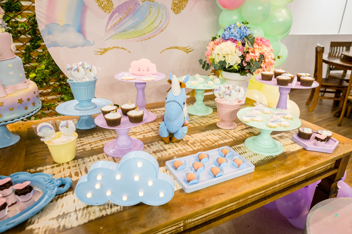 aniversario, festa, criança, infantil, buffet, bolo de aniversario, foto infantil, decoração, brincadeiras, familia, buffet infantil, 1 ano, Santo André, sao Caetano, ensaio fotografico, smash the cake, smash the fruit, paint baby, estudio fotográfico, 