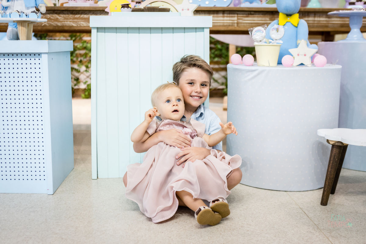 aniversario, festa, criança, infantil, buffet, bolo de aniversario, foto infantil, decoração, brincadeiras, familia, buffet infantil, 1 ano, Santo André, sao Caetano, ensaio fotografico, smash the cake, smash the fruit, paint baby, estudio fotográfico, 