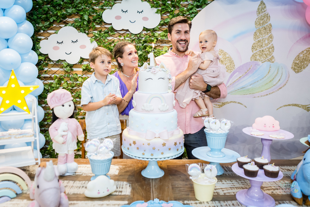 aniversario, festa, criança, infantil, buffet, bolo de aniversario, foto infantil, decoração, brincadeiras, familia, buffet infantil, 1 ano, Santo André, sao Caetano, ensaio fotografico, smash the cake, smash the fruit, paint baby, estudio fotográfico, 