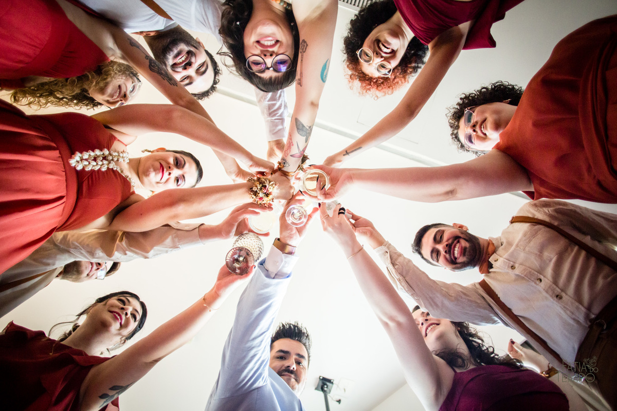 casamento, wedding, buffet, festa, meninos, homoafetivo, lgbtqia+, gay, hétero, familia, felicidade, amor, make, fotografia, autoral, profissional, maquiagem, cerimônia, balada, Dança, dia do noivo, amigos, padrinhos, vestido de festa, pai, mae, 