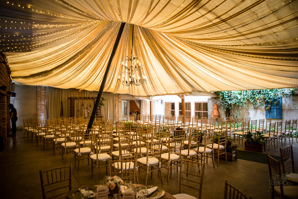 casamento, wedding, buffet, festa, meninos, homoafetivo, lgbtqia+, gay, hétero, familia, felicidade, amor, make, fotografia, autoral, profissional, maquiagem, cerimônia, balada, Dança, dia do noivo, amigos, padrinhos, vestido de festa, pai, mae, 