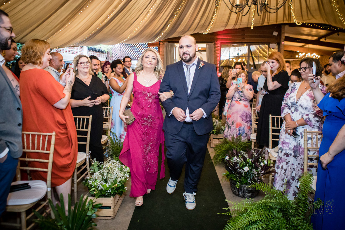 casamento, wedding, buffet, festa, meninos, homoafetivo, lgbtqia+, gay, hétero, familia, felicidade, amor, make, fotografia, autoral, profissional, maquiagem, cerimônia, balada, Dança, dia do noivo, amigos, padrinhos, vestido de festa, pai, mae, 