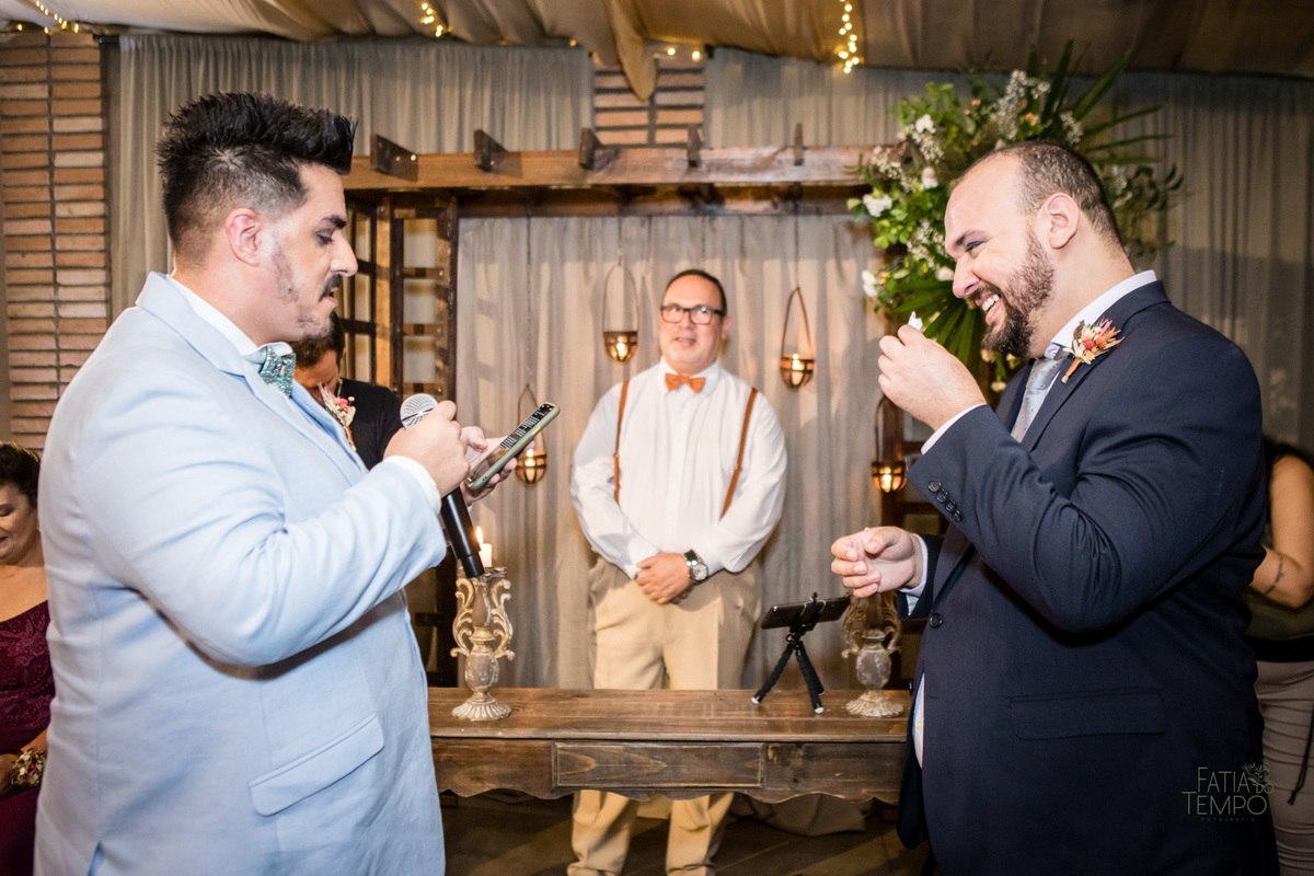 casamento, wedding, buffet, festa, meninos, homoafetivo, lgbtqia+, gay, hétero, familia, felicidade, amor, make, fotografia, autoral, profissional, maquiagem, cerimônia, balada, Dança, dia do noivo, amigos, padrinhos, vestido de festa, pai, mae, 