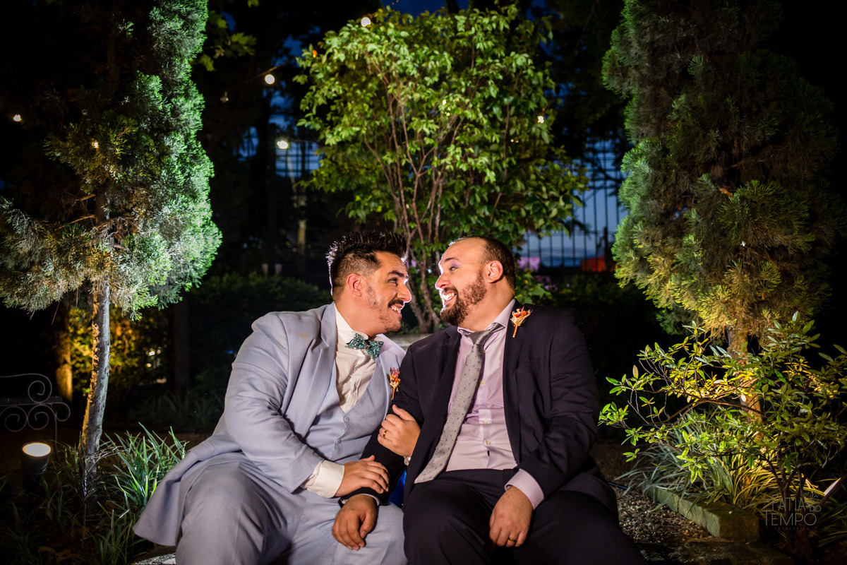 casamento, wedding, buffet, festa, meninos, homoafetivo, lgbtqia+, gay, hétero, familia, felicidade, amor, make, fotografia, autoral, profissional, maquiagem, cerimônia, balada, Dança, dia do noivo, amigos, padrinhos, vestido de festa, pai, mae, 