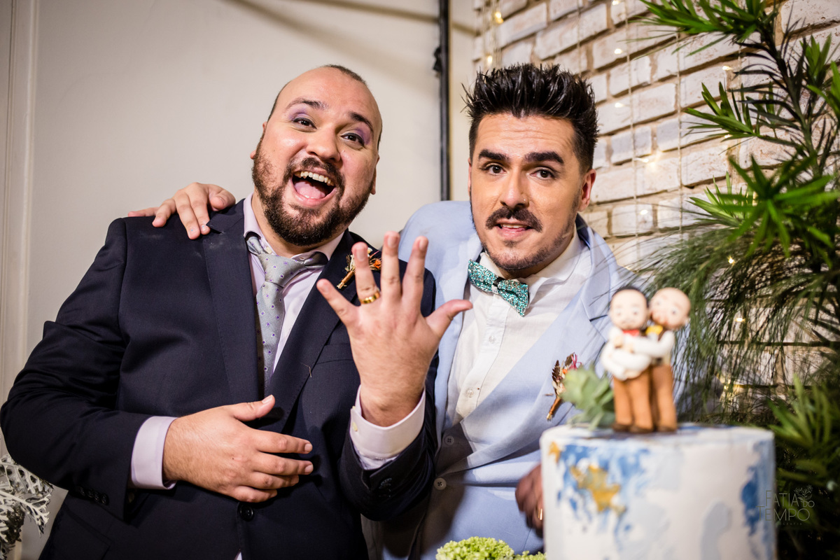 casamento, wedding, buffet, festa, meninos, homoafetivo, lgbtqia+, gay, hétero, familia, felicidade, amor, make, fotografia, autoral, profissional, maquiagem, cerimônia, balada, Dança, dia do noivo, amigos, padrinhos, vestido de festa, pai, mae, 