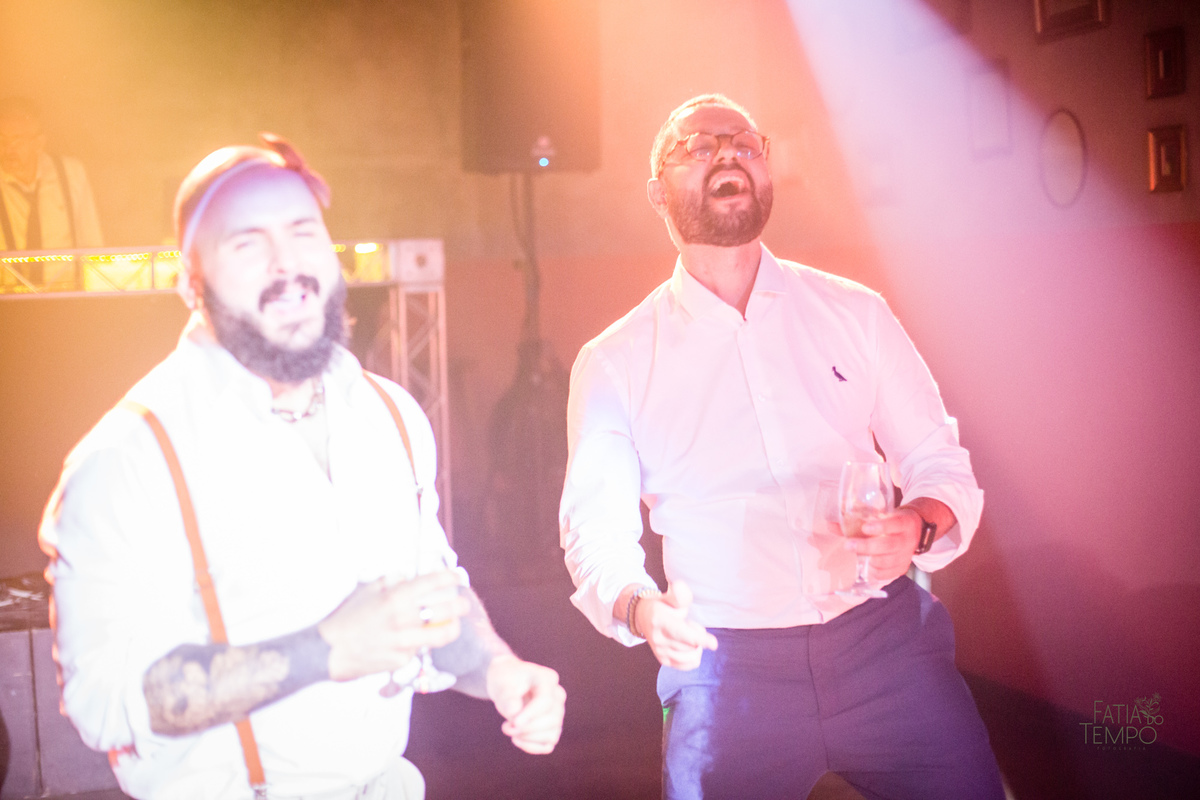 casamento, wedding, buffet, festa, meninos, homoafetivo, lgbtqia+, gay, hétero, familia, felicidade, amor, make, fotografia, autoral, profissional, maquiagem, cerimônia, balada, Dança, dia do noivo, amigos, padrinhos, vestido de festa, pai, mae, 