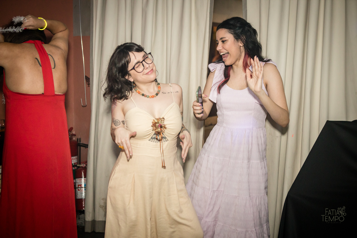 casamento, wedding, buffet, festa, meninos, homoafetivo, lgbtqia+, gay, hétero, familia, felicidade, amor, make, fotografia, autoral, profissional, maquiagem, cerimônia, balada, Dança, dia do noivo, amigos, padrinhos, vestido de festa, pai, mae, 