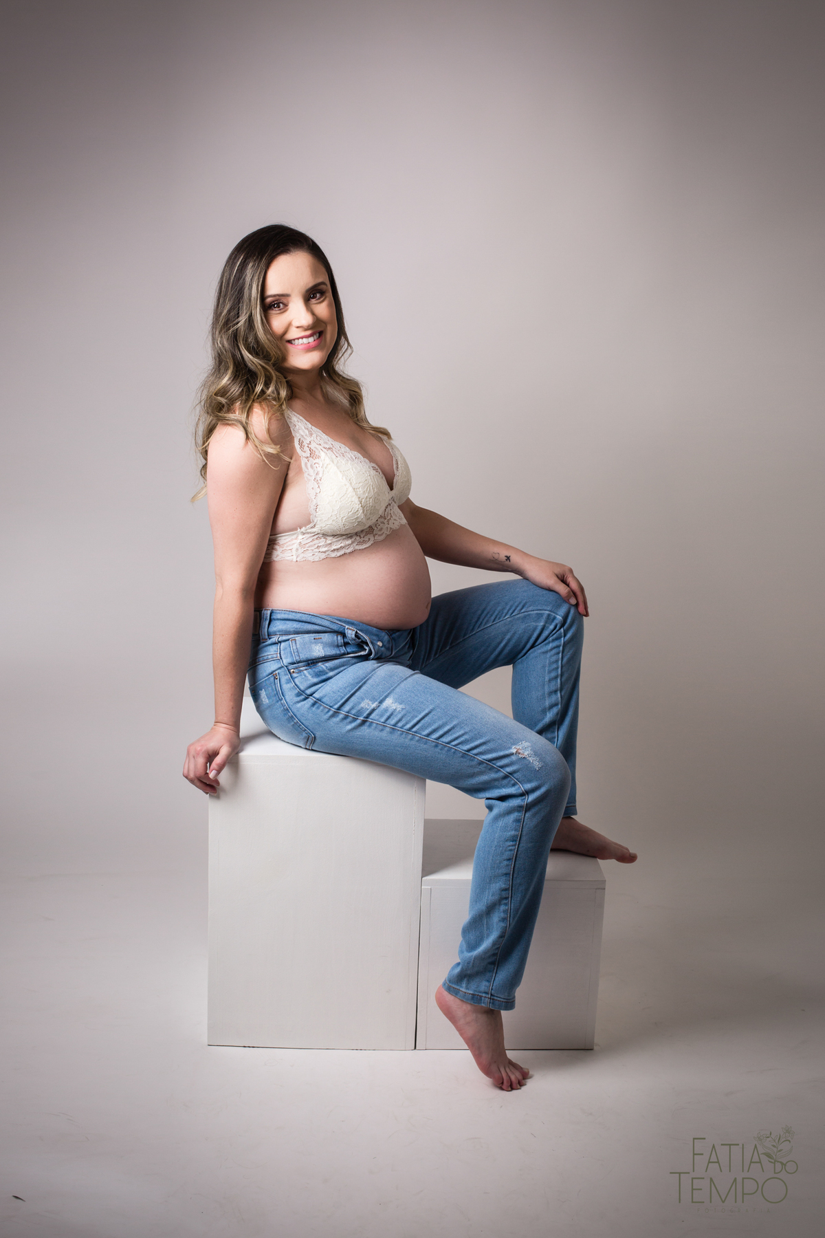 gestante, ensaio gestante, ensaio de gravida, ensaio gestante em estudio, estudio gestante, gestante em estudio, ensaio gravida, fotos gravidas, fotos gestante, sessao fotografica gestante