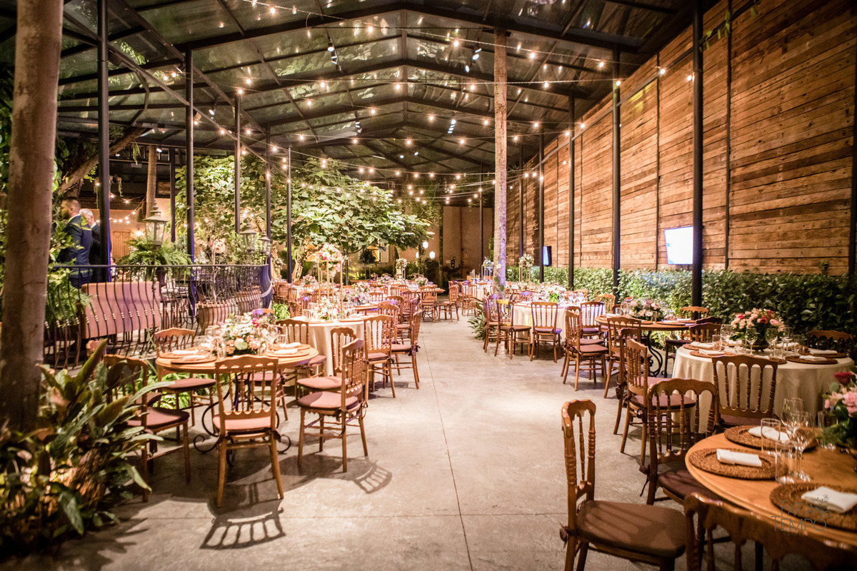 casamento, wedding, sitio, campo, jardim, buffet, decoração, fotografia, noiva, noivo, vestido, festa, flores, são paulo, fatia do tempo, foto de casamento, elegante, autoral, afetiva, empatia, atemporal, melhor foto, melhor buffet, comida, culinária, 