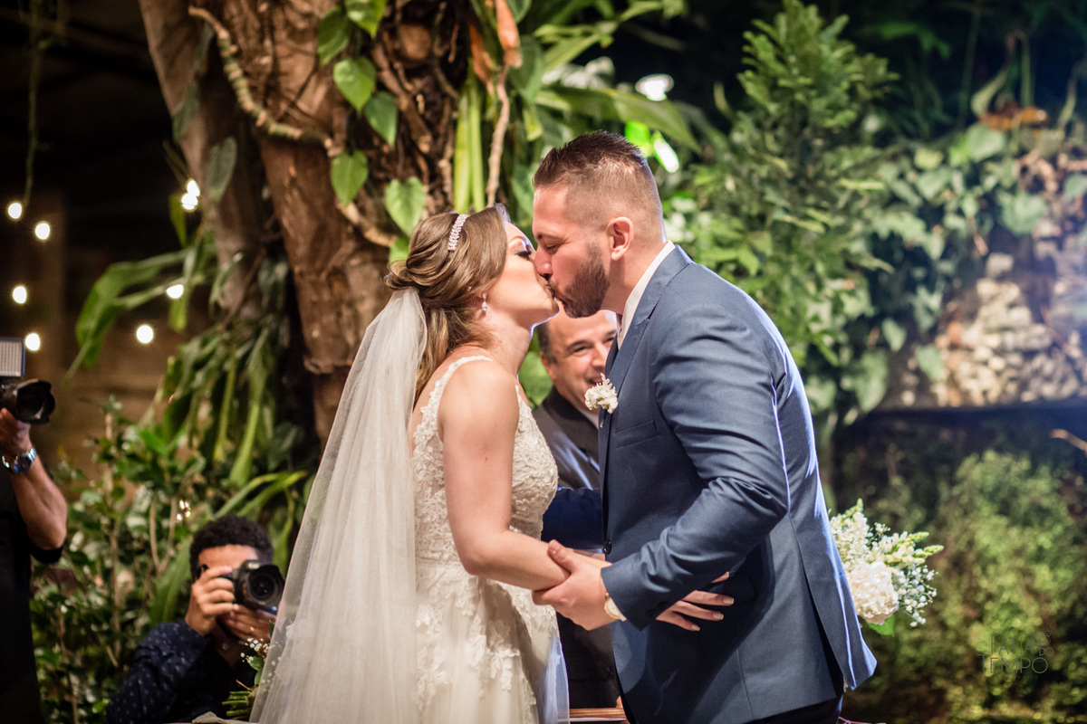 casamento, wedding, sitio, campo, jardim, buffet, decoração, fotografia, noiva, noivo, vestido, festa, flores, são paulo, fatia do tempo, foto de casamento, elegante, autoral, afetiva, empatia, atemporal, melhor foto, melhor buffet, comida, culinária, 