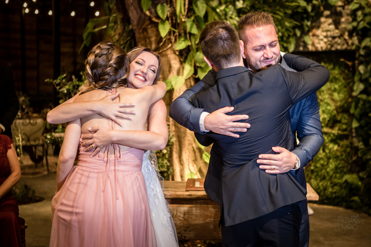 casamento, wedding, sitio, campo, jardim, buffet, decoração, fotografia, noiva, noivo, vestido, festa, flores, são paulo, fatia do tempo, foto de casamento, elegante, autoral, afetiva, empatia, atemporal, melhor foto, melhor buffet, comida, culinária, 