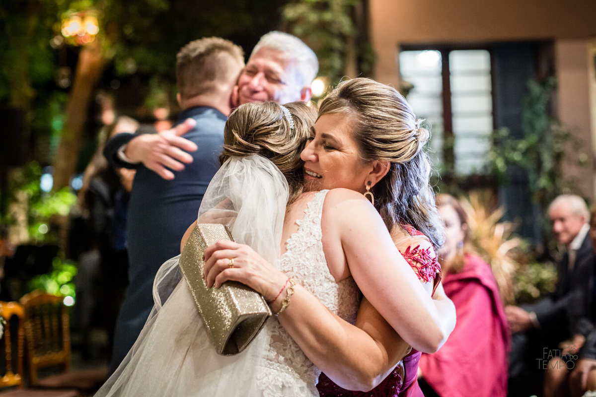 casamento, wedding, sitio, campo, jardim, buffet, decoração, fotografia, noiva, noivo, vestido, festa, flores, são paulo, fatia do tempo, foto de casamento, elegante, autoral, afetiva, empatia, atemporal, melhor foto, melhor buffet, comida, culinária, 