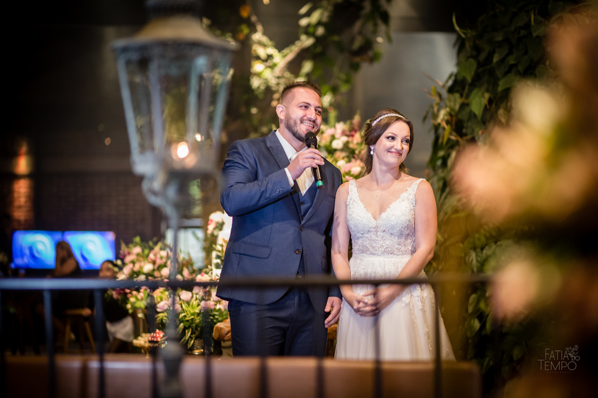 casamento, wedding, sitio, campo, jardim, buffet, decoração, fotografia, noiva, noivo, vestido, festa, flores, são paulo, fatia do tempo, foto de casamento, elegante, autoral, afetiva, empatia, atemporal, melhor foto, melhor buffet, comida, culinária, 