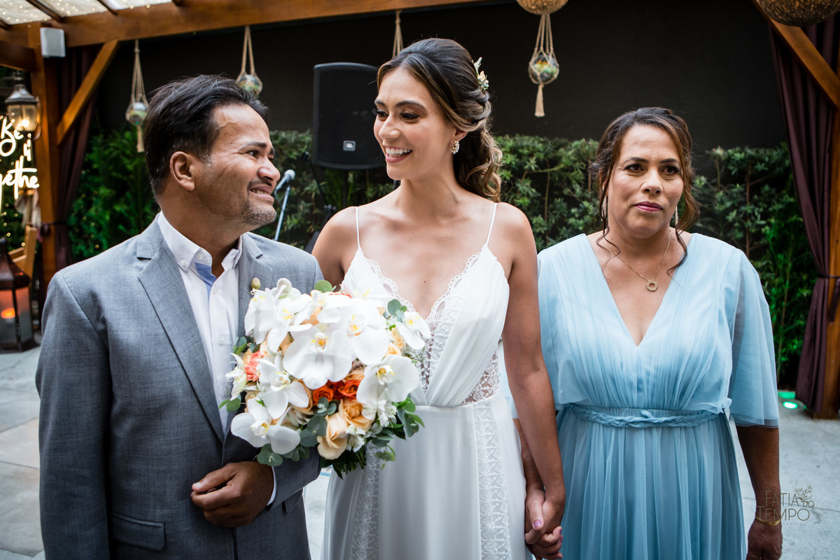 casamento, wedding, buffet, vestido de noiva, maquiagem, make, dia da noiva, noiva, noivo, roupa, madrinhas, mãe, padrinhos, festa, balada, banda, dj, decoração, iluminação, fotografia, fotografia autoral, foto de casamento, estúdio, retrato, ensaio, 