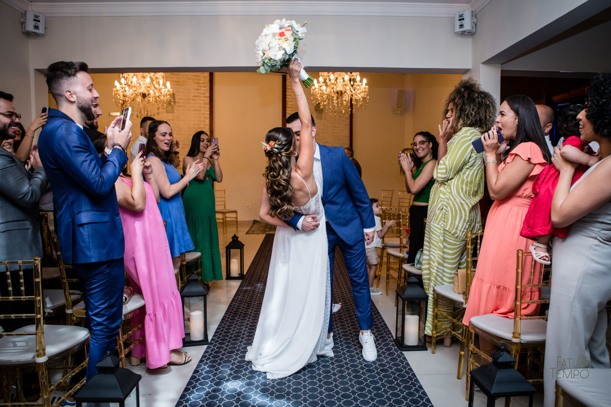 casamento, wedding, buffet, vestido de noiva, maquiagem, make, dia da noiva, noiva, noivo, roupa, madrinhas, mãe, padrinhos, festa, balada, banda, dj, decoração, iluminação, fotografia, fotografia autoral, foto de casamento, estúdio, retrato, ensaio, 