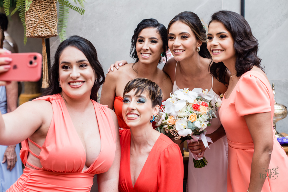 casamento, wedding, buffet, vestido de noiva, maquiagem, make, dia da noiva, noiva, noivo, roupa, madrinhas, mãe, padrinhos, festa, balada, banda, dj, decoração, iluminação, fotografia, fotografia autoral, foto de casamento, estúdio, retrato, ensaio, 