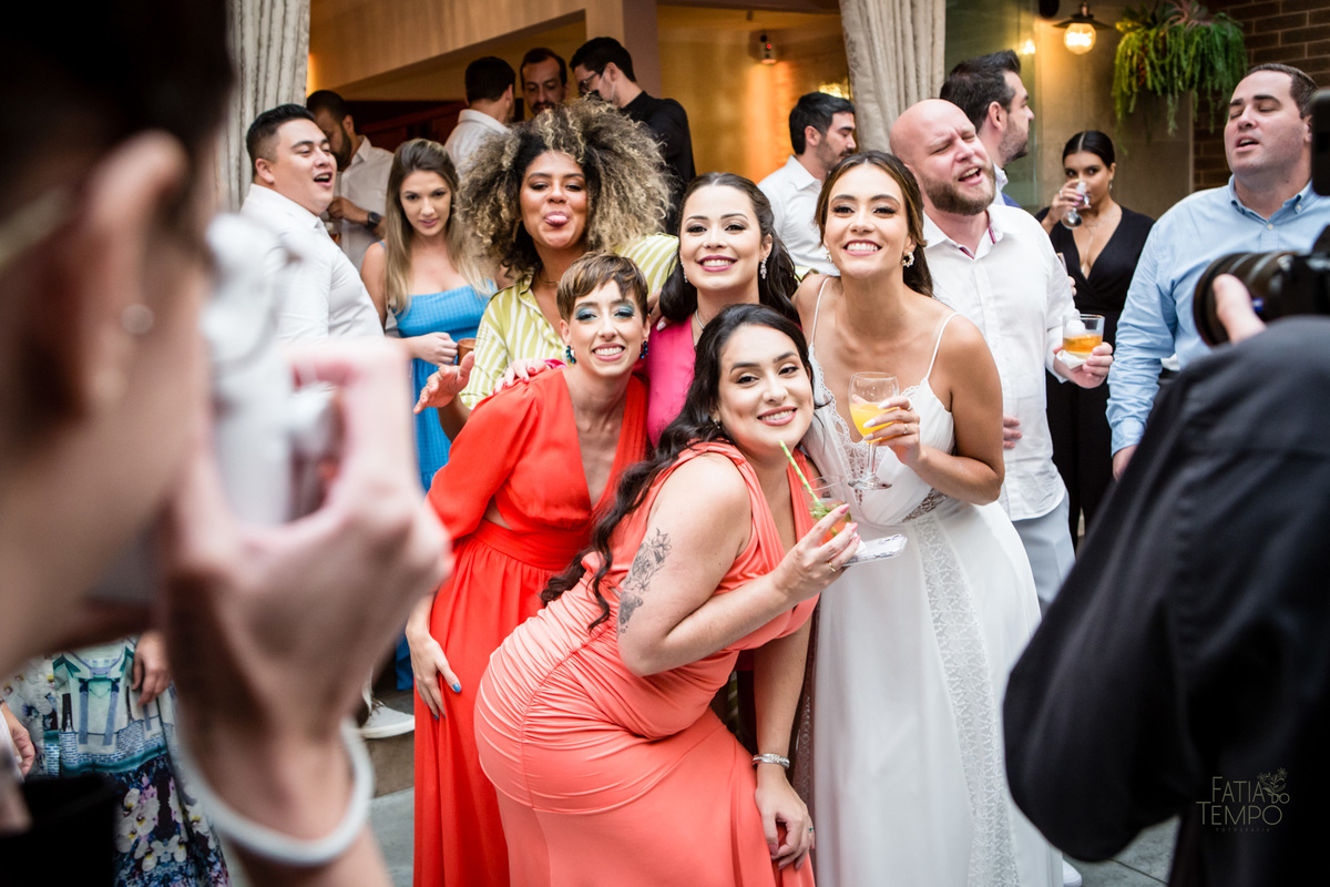 casamento, wedding, buffet, vestido de noiva, maquiagem, make, dia da noiva, noiva, noivo, roupa, madrinhas, mãe, padrinhos, festa, balada, banda, dj, decoração, iluminação, fotografia, fotografia autoral, foto de casamento, estúdio, retrato, ensaio, 