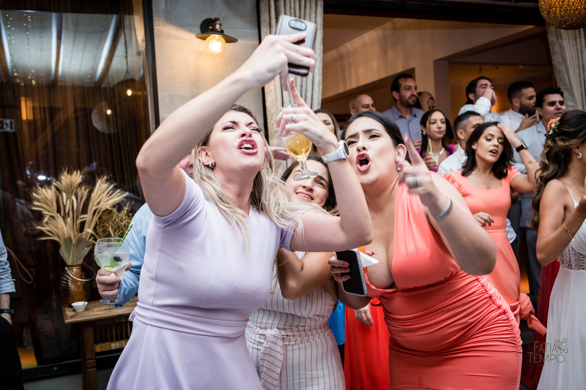 casamento, wedding, buffet, vestido de noiva, maquiagem, make, dia da noiva, noiva, noivo, roupa, madrinhas, mãe, padrinhos, festa, balada, banda, dj, decoração, iluminação, fotografia, fotografia autoral, foto de casamento, estúdio, retrato, ensaio, 