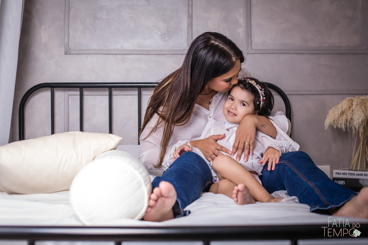 ensaio de familia, ensaio em estudio, ensaio de familia em estudio, ensaio de mae e filha, mae e filha, ensaio maternidade, estudio em são caetano, estudio no abc, ensaio de familia no abc, ensaio de criança, ensaio ludico, ensaio lifestyçe