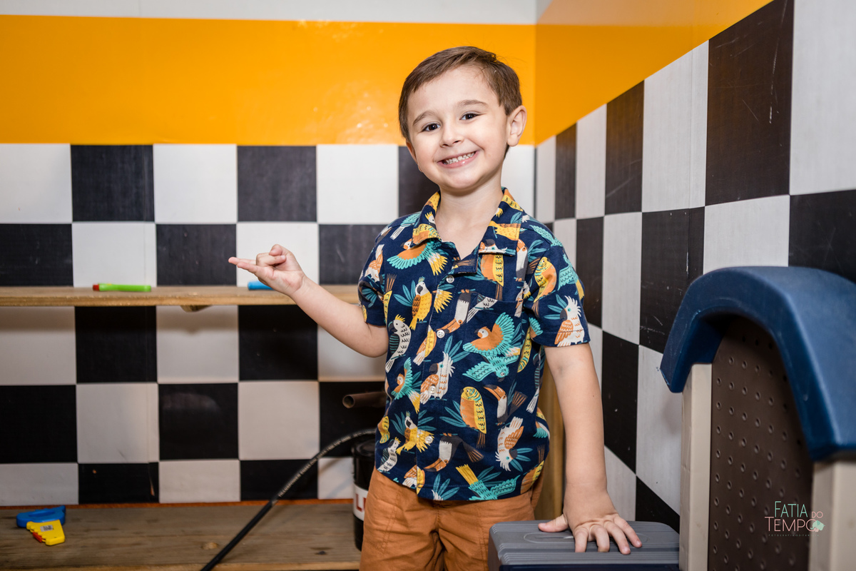 aniversario, criança, festa, buffet, decoração, fotografia, decoração, menina, menino, família, pai, mãe, São Paula, ABC Paulista, elegância, espontânea, tema, Branca de neve, brinquedo, brincadeiras, comida, cardápio, chopp, bebida, fatia do tempo, amor,