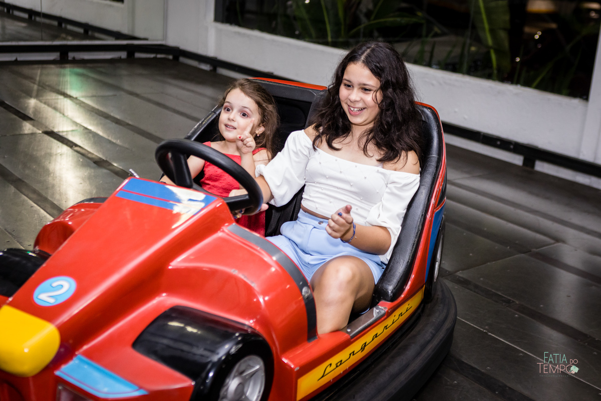 aniversario, criança, festa, buffet, decoração, fotografia, decoração, menina, menino, família, pai, mãe, São Paula, ABC Paulista, elegância, espontânea, tema, Branca de neve, brinquedo, brincadeiras, comida, cardápio, chopp, bebida, fatia do tempo, amor,