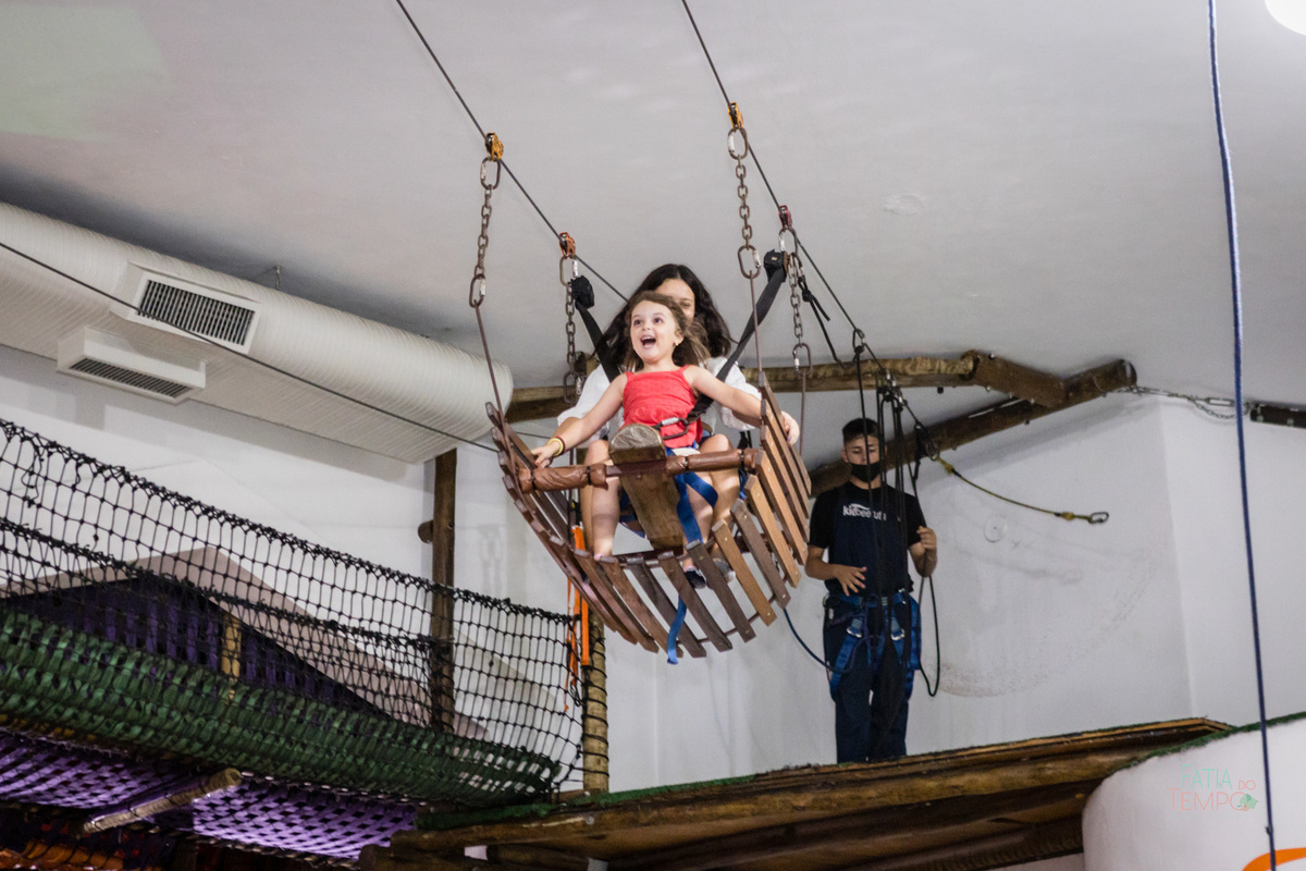 aniversario, criança, festa, buffet, decoração, fotografia, decoração, menina, menino, família, pai, mãe, São Paula, ABC Paulista, elegância, espontânea, tema, Branca de neve, brinquedo, brincadeiras, comida, cardápio, chopp, bebida, fatia do tempo, amor,