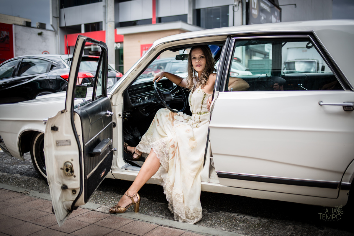 Mini wedding, casamento, foto de casamento, wedding, madrinhas, padrinhos, noivos, fotografia autoral, festa, cartório, casamento civil, vestido de noiva, buque, flores, maquiagem, make, cerimônia, baby beef jardim, restaurante, almoço, convite, carro, 