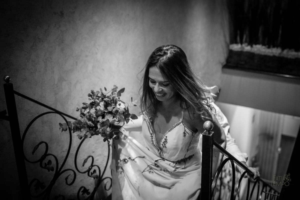 Mini wedding, casamento, foto de casamento, wedding, madrinhas, padrinhos, noivos, fotografia autoral, festa, cartório, casamento civil, vestido de noiva, buque, flores, maquiagem, make, cerimônia, baby beef jardim, restaurante, almoço, convite, carro, 