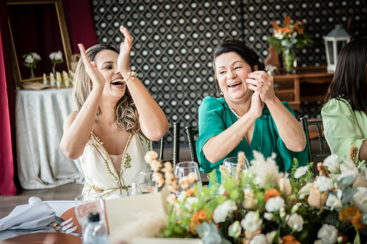 Mini wedding, casamento, foto de casamento, wedding, madrinhas, padrinhos, noivos, fotografia autoral, festa, cartório, casamento civil, vestido de noiva, buque, flores, maquiagem, make, cerimônia, baby beef jardim, restaurante, almoço, convite, carro, 