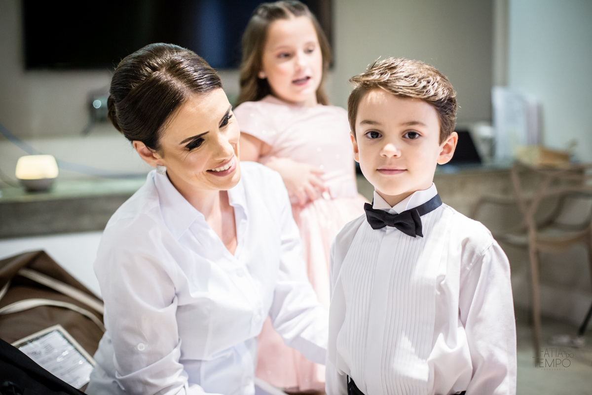 15 anos, debutante, festa, adolescente, mulher, menina, vestido de festa, vestido de debutante, festa de 15 anos, maquiagem, cabelo, fotografia, família, mãe, buffet, salão de festas, decoração, beleza, balada, dj, fotografia autoral, fatia do tempo, love