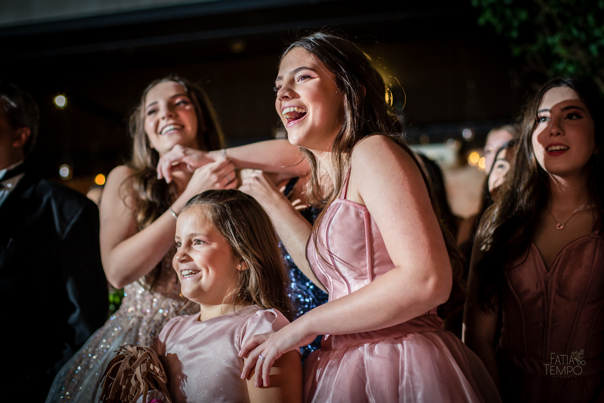 15 anos, debutante, festa, adolescente, mulher, menina, vestido de festa, vestido de debutante, festa de 15 anos, maquiagem, cabelo, fotografia, família, mãe, buffet, salão de festas, decoração, beleza, balada, dj, fotografia autoral, fatia do tempo, love