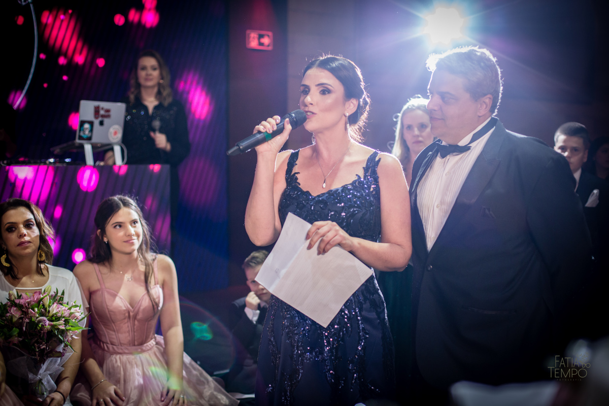 15 anos, debutante, festa, adolescente, mulher, menina, vestido de festa, vestido de debutante, festa de 15 anos, maquiagem, cabelo, fotografia, família, mãe, buffet, salão de festas, decoração, beleza, balada, dj, fotografia autoral, fatia do tempo, love