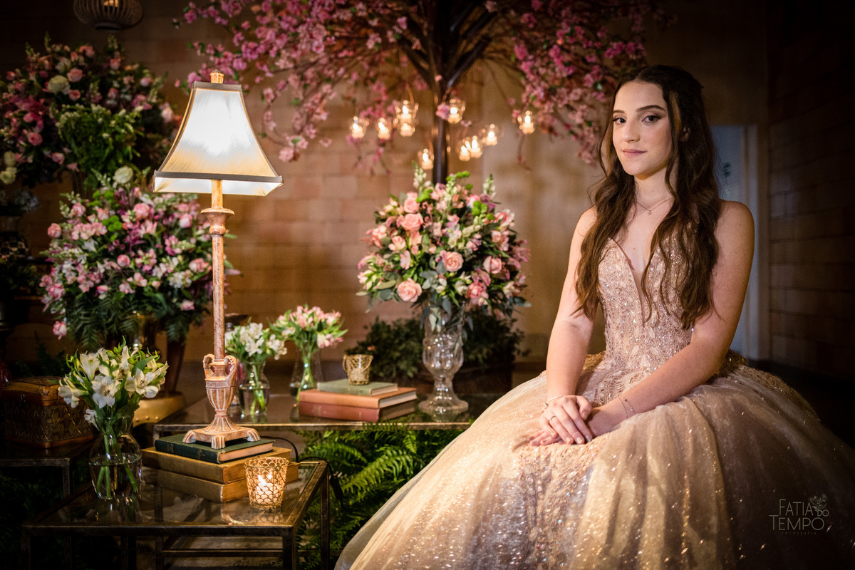 15 anos, debutante, festa, adolescente, mulher, menina, vestido de festa, vestido de debutante, festa de 15 anos, maquiagem, cabelo, fotografia, família, mãe, buffet, salão de festas, decoração, beleza, balada, dj, fotografia autoral, fatia do tempo, love