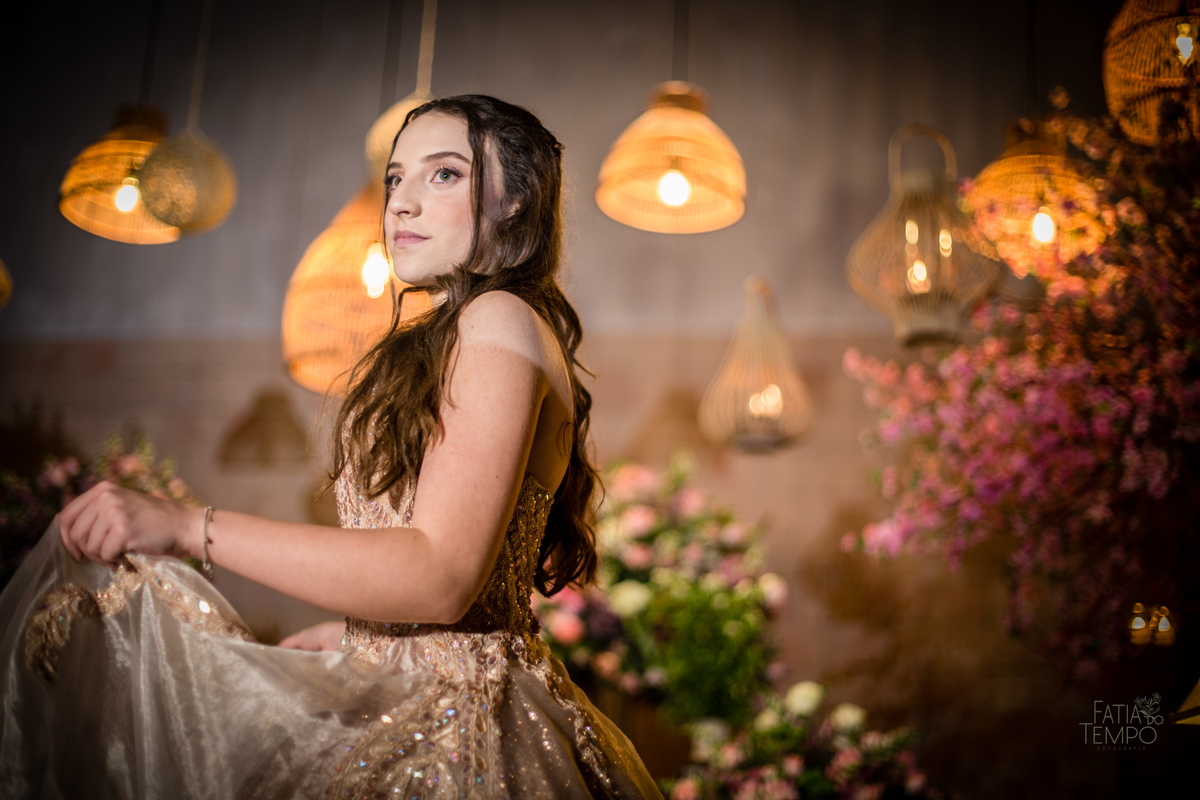 15 anos, debutante, festa, adolescente, mulher, menina, vestido de festa, vestido de debutante, festa de 15 anos, maquiagem, cabelo, fotografia, família, mãe, buffet, salão de festas, decoração, beleza, balada, dj, fotografia autoral, fatia do tempo, love