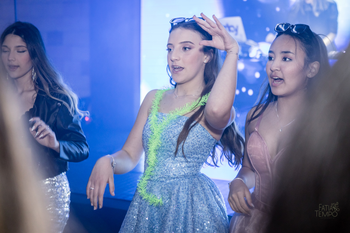 15 anos, debutante, festa, adolescente, mulher, menina, vestido de festa, vestido de debutante, festa de 15 anos, maquiagem, cabelo, fotografia, família, mãe, buffet, salão de festas, decoração, beleza, balada, dj, fotografia autoral, fatia do tempo, love